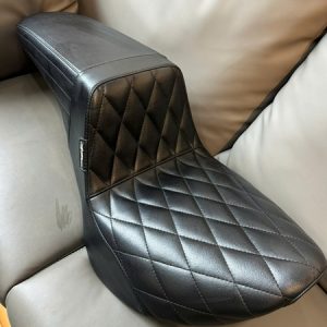 YÊN ĐÔI DA HÃNG LE PERA LẮP XE SOFTAIL M8