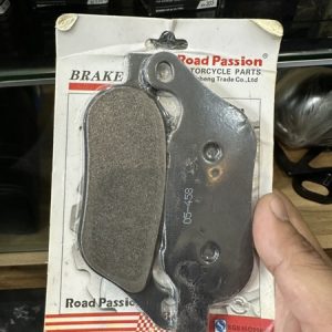 MÁ PHANH TRƯỚC XE SOFTAIL ROAD PASSION