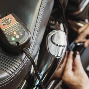 SẠC NUÔI BATTERY TENDER HARLEY DAVIDSON SP001166