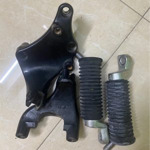 ĐỂ CHÂN SAU SPORTSTER ĐỜI CŨ DƯỚI 2014