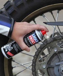 VỆ SINH XỊT DƯỠNG XÍCH BẰNG DUNG DỊCH CHUYÊN DỤNG
